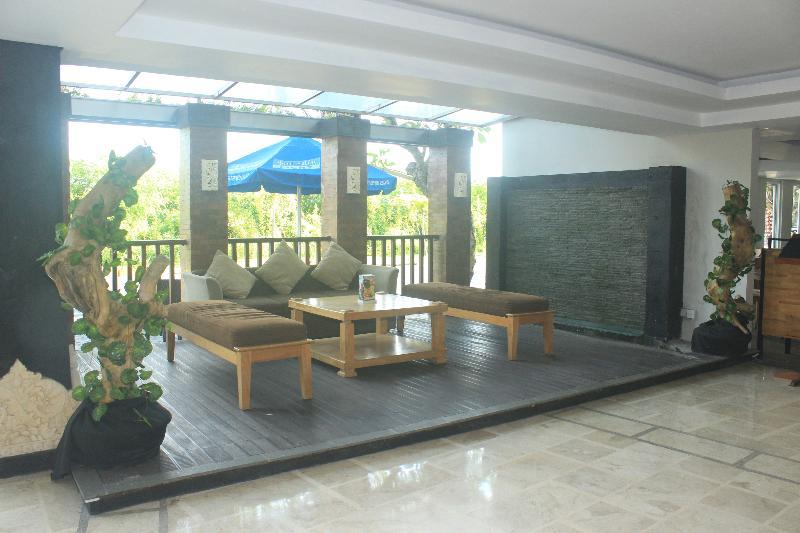 Kyriad Royal Seminyak Buitenkant foto