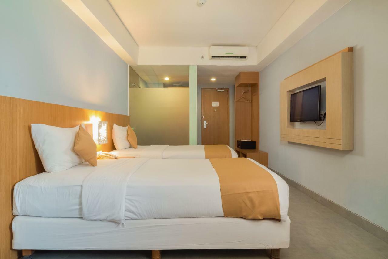 Kyriad Royal Seminyak Buitenkant foto